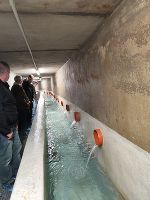 Mehrere Teilnehmer des ERFA stehen im Wasserwerk